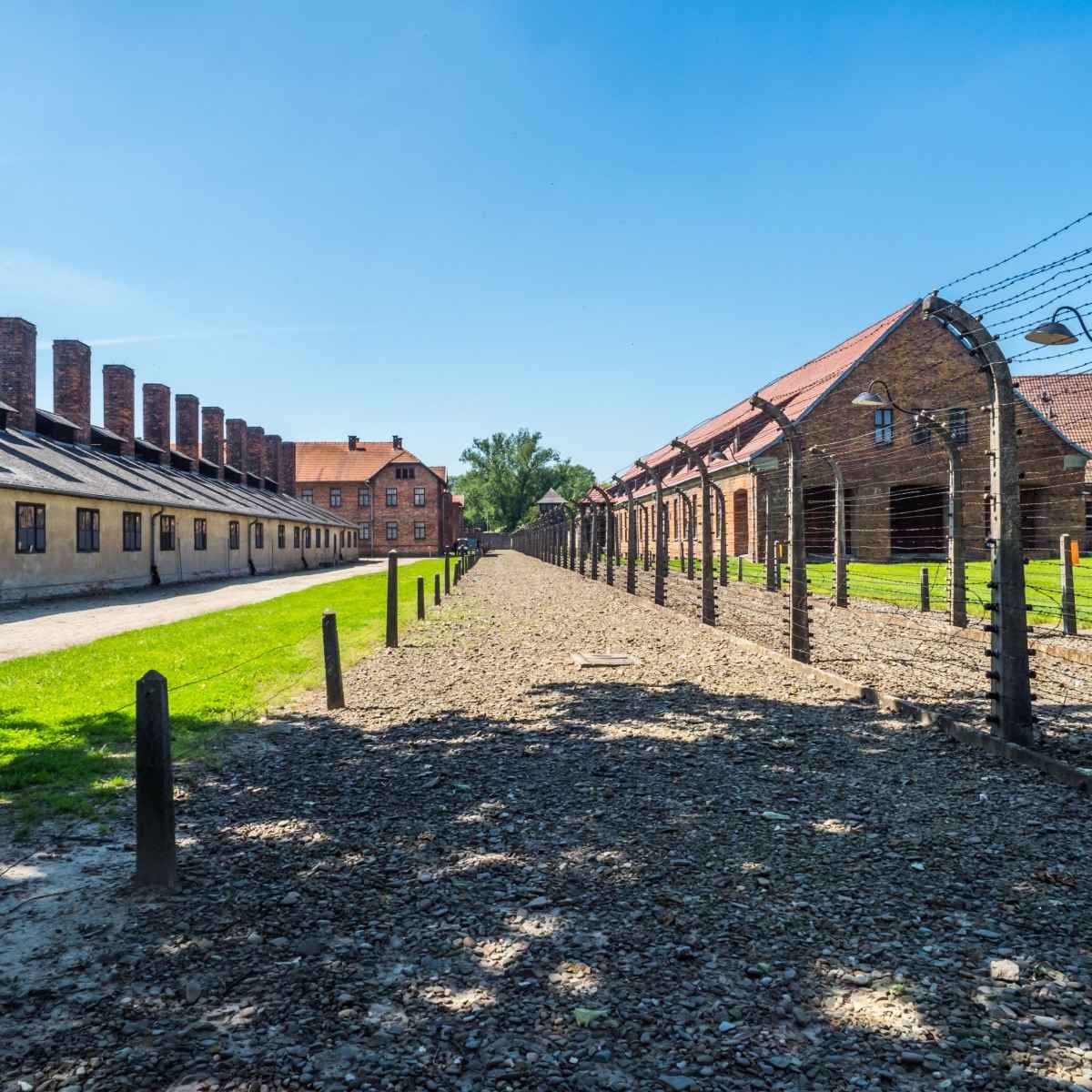 tickets nach auschwitz-birkenau, besichtigung von auschwitz-birkenau, dem gelände des ehemaligen konzentrationslagers und der gedenkstätte auschwitz-birkenau